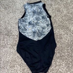 Dance leotard (used)